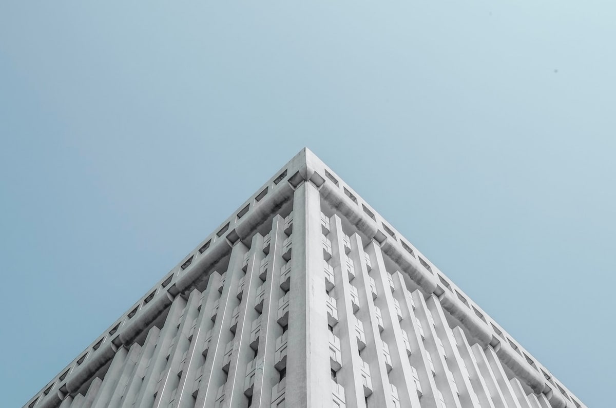 意甲媒体透露：加拉塔萨雷俱乐部与米兰的沟通一直在持续，他们的目标球员是后卫托莫里