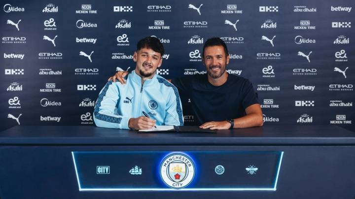 官宣！22岁门将特拉福德回归曼城 转会费2700万镑